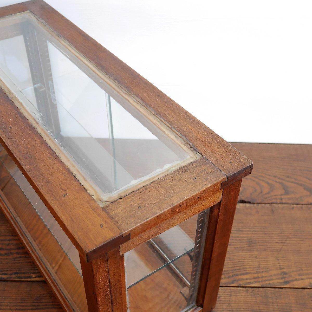 4654 アメリカ アンティーク 飾り棚 ショーケース 卓上ガラス