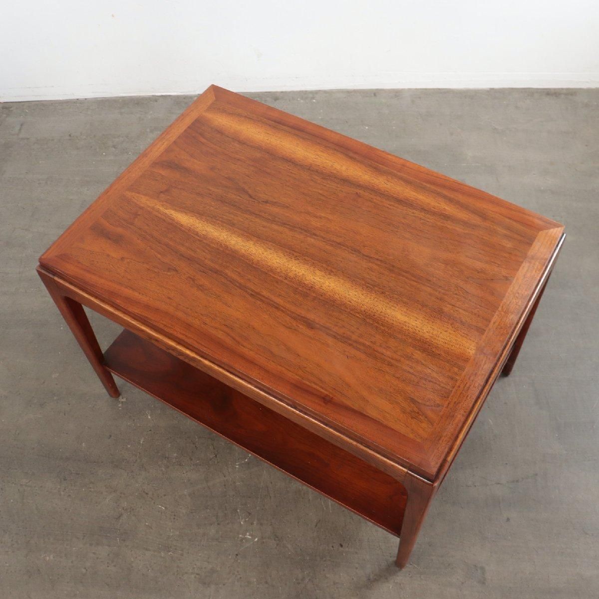 70s LANE table