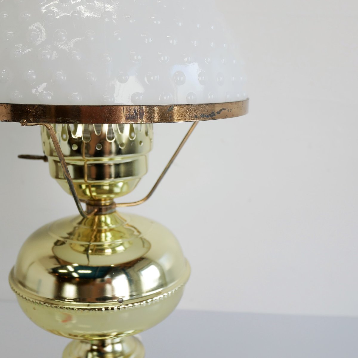 ホブネイル ミルクガラス テーブルランプ アメリカ ヴィンテージ 照明 