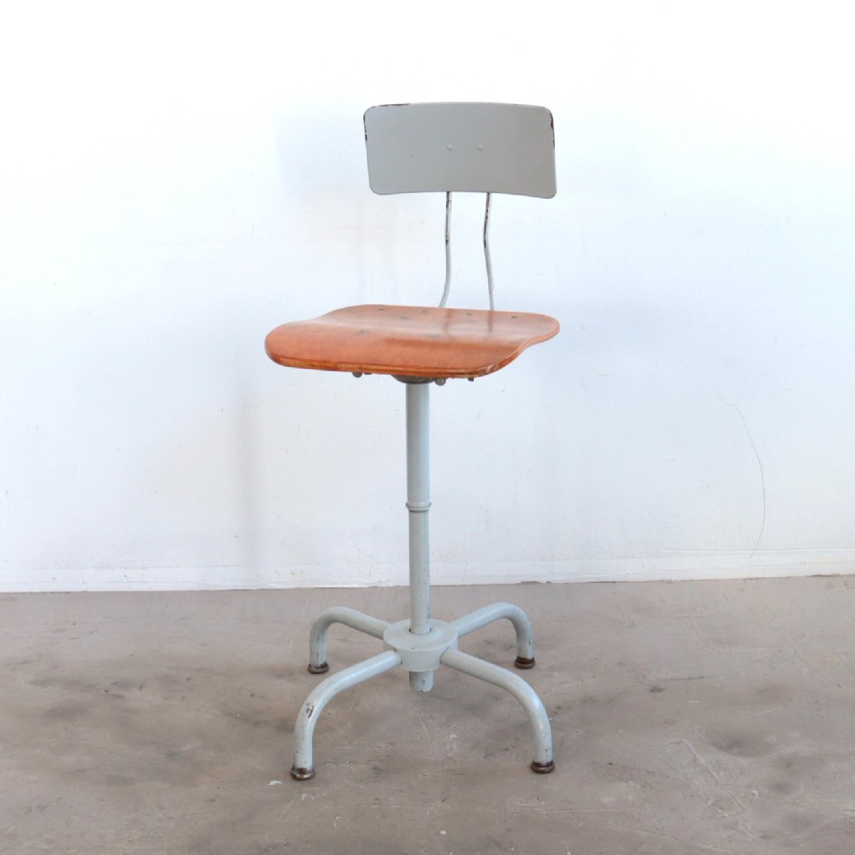 1960s ヴィンテージ インダストリアルスツール アメリカ 椅子 店舗什器