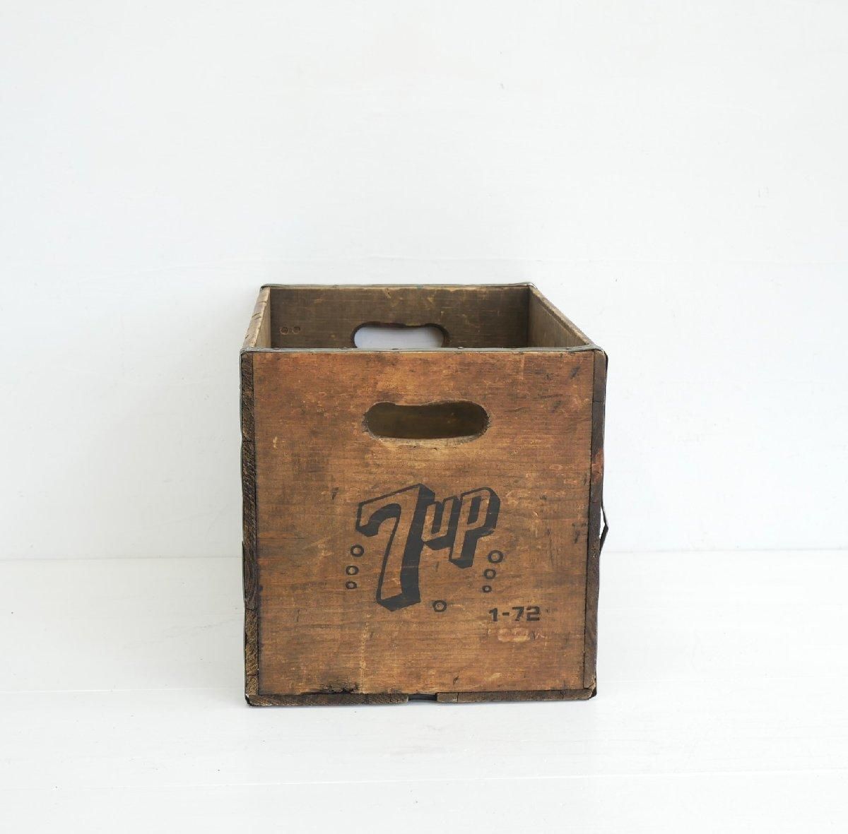 7UP ウッドボックス　木箱　セブンアップ　ヴィンテージ ヴィンテージ 木箱 SEVEN UP ウッドボックス 運搬箱 店舗什器