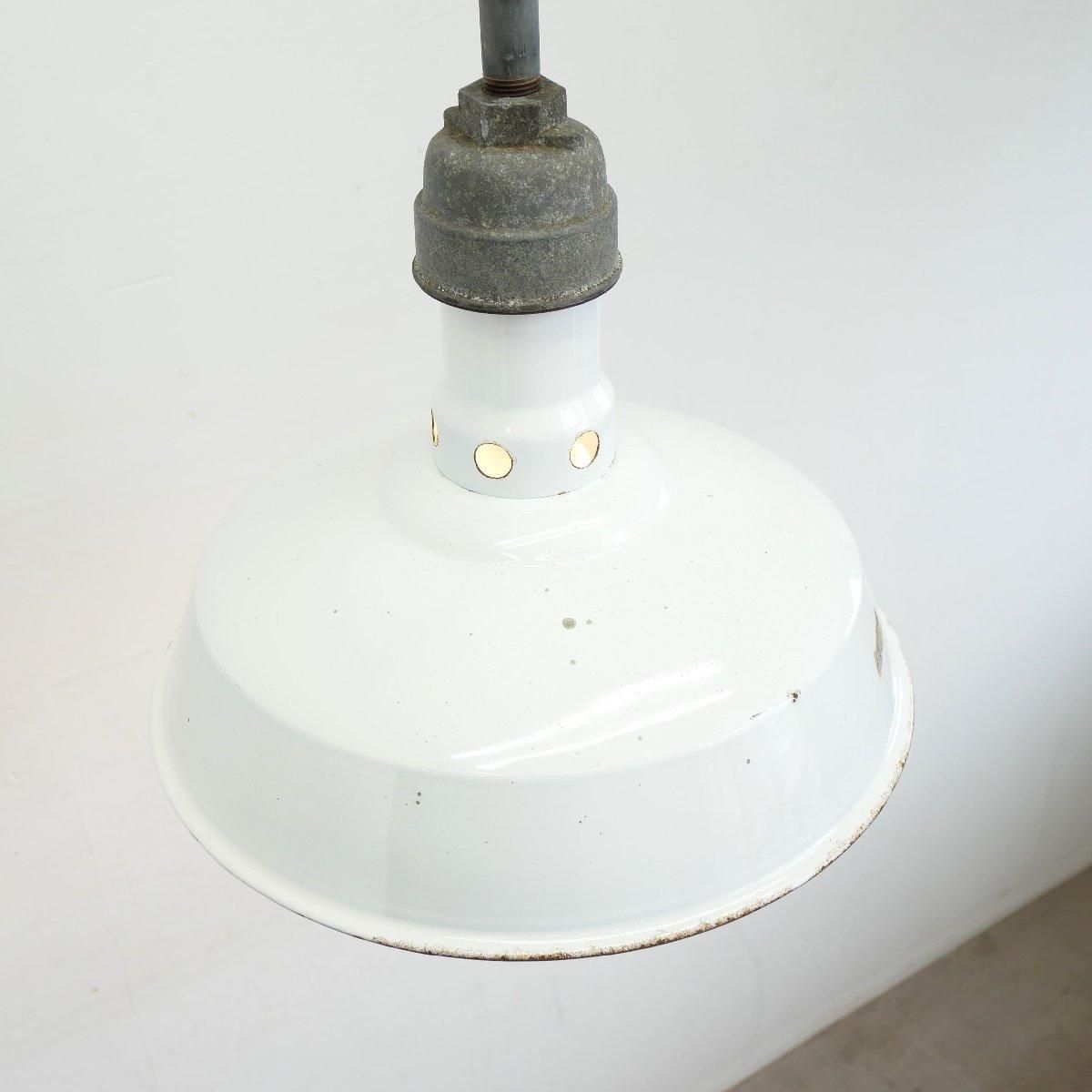 吊り下げ式メタルランプ　インダストリアル　シェード 吊り下げインダストリアルペンダントライト アイアン製 | izumi Lamp
