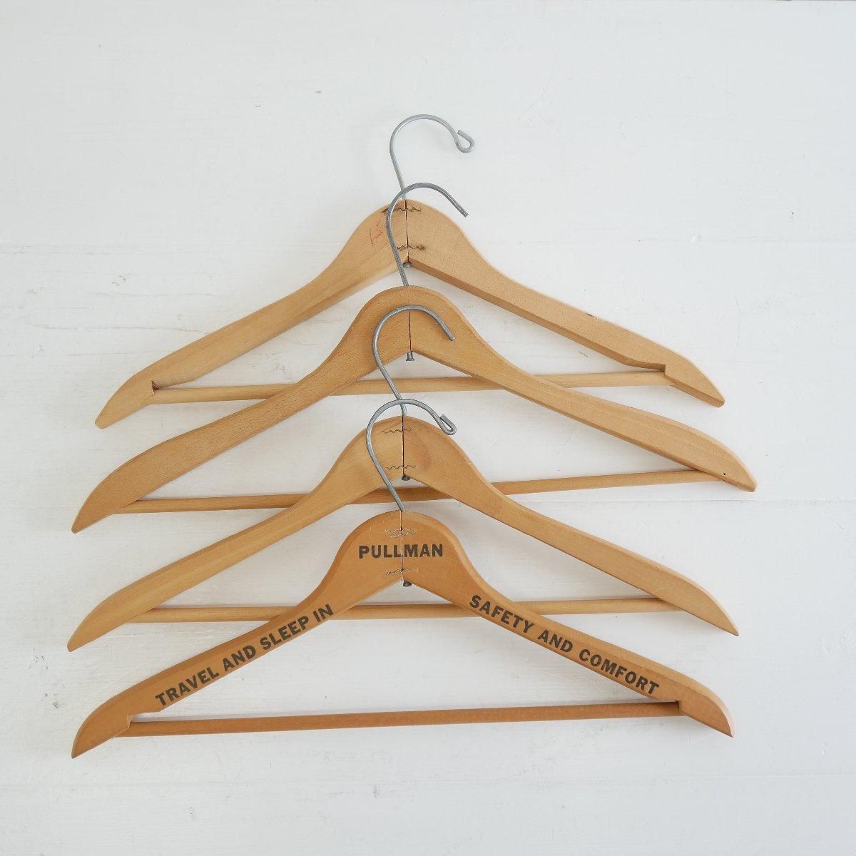 ヴィンテージ長い柄の木製ハンガー インテリアディスプレイ店舗什器 ヴィンテージ長い柄の木製ハンガー インテリアディスプレイ店舗