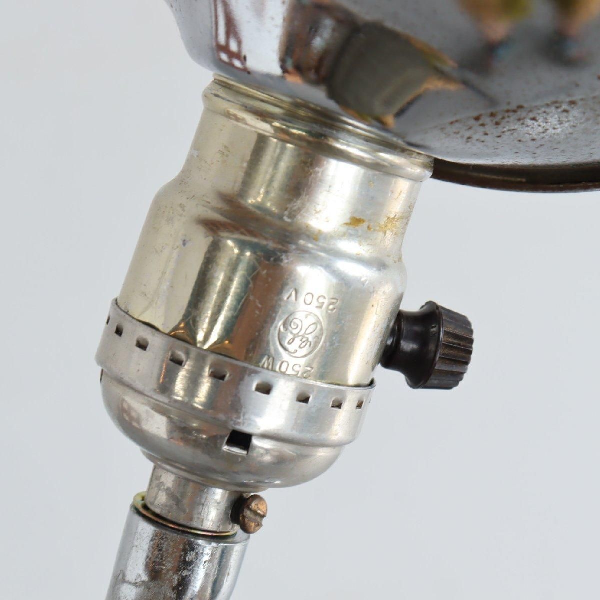 1960年代「GRAHAM」製フロアランプ　ビンテージ 1960-70's OMSZÖV-MEDIC社製 ヴィンテージ フロアランプ