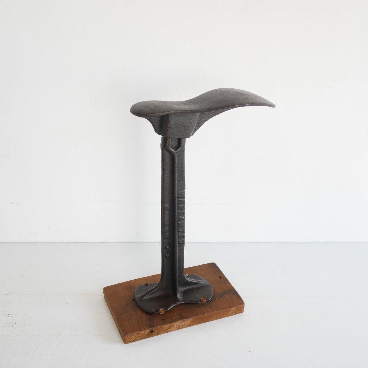アンティーク　靴職人金床　アンビル アンティーク 靴職人金床 アンビル - メルカリ