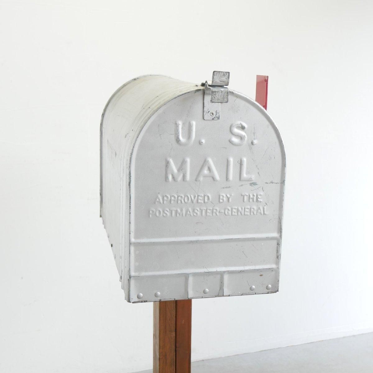 ポスト - アメリカのヴィンテージ・アンティークの家具、雑貨、什器の