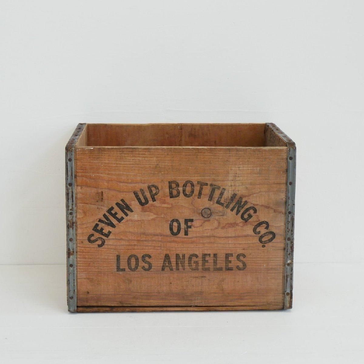 アメリカのヴィンテージ・アンティークの木箱・鉄カゴを販売の通販