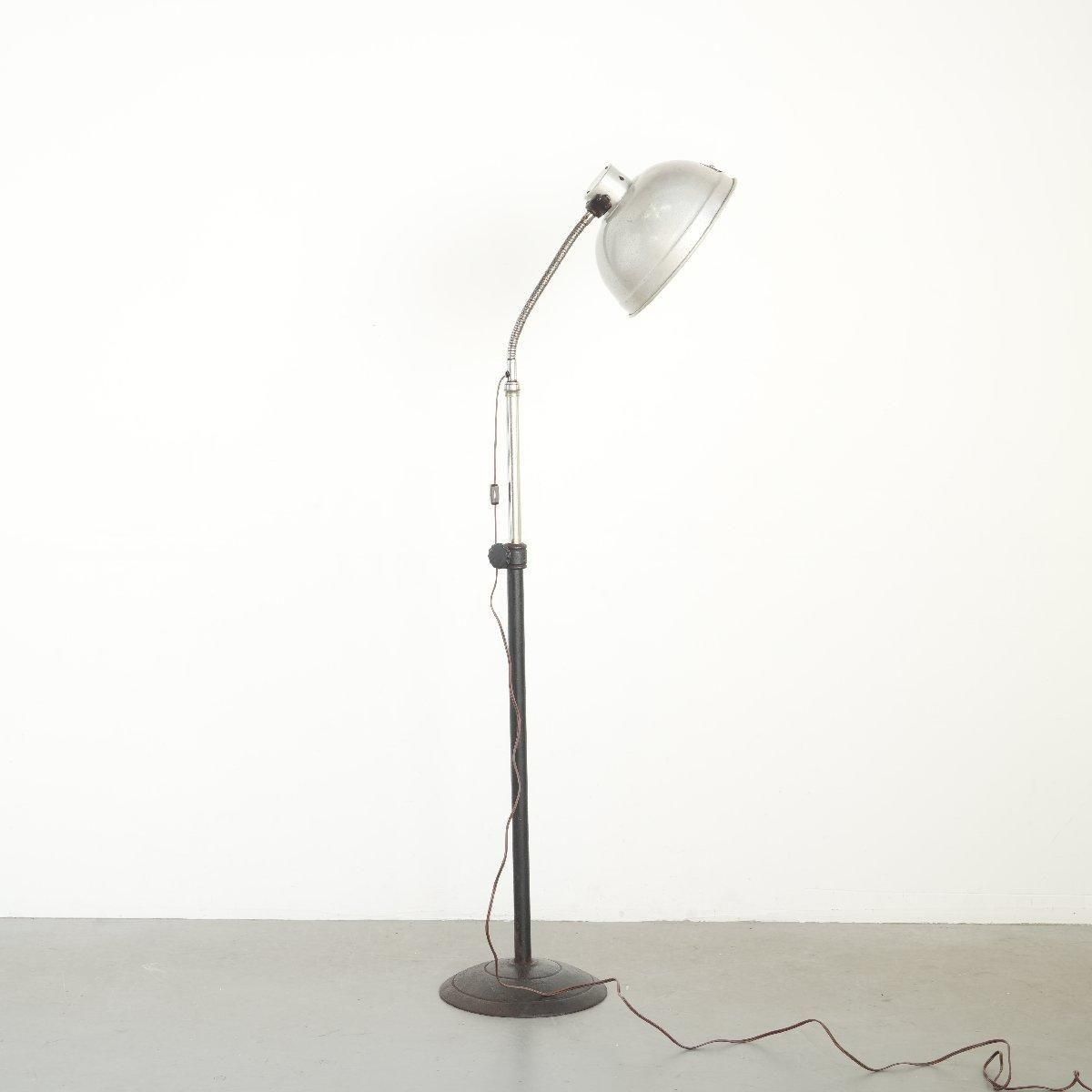 HAHD様｜ヴィンテージのボールフロアランプ