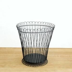 アメリカのヴィンテージ・アンティークの木箱・鉄カゴを販売の通販