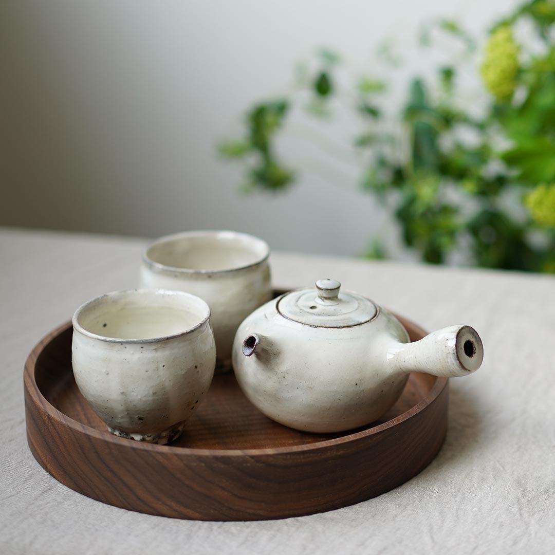 当店の記念日 作家もの陶器】粉引 湯呑み 小皿など一式【ヴィンテージ】 食器