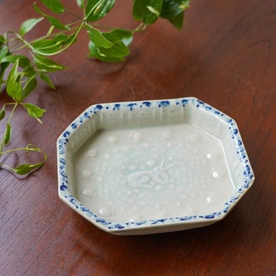 石井桃子　食器　お皿　ひし形 石井桃子 ひし形豆皿／花唐草紋 - alltid｜オルティッド 暮らし