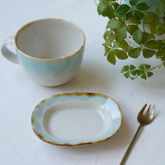 加藤明雄 古九谷瑞鶴図 飾り皿 30cm 皿立て 栞 共布 共箱 未使用 Amazon.co.jp: 加藤明雄 古九谷瑞鶴図 飾り皿 30cm 皿立て 栞