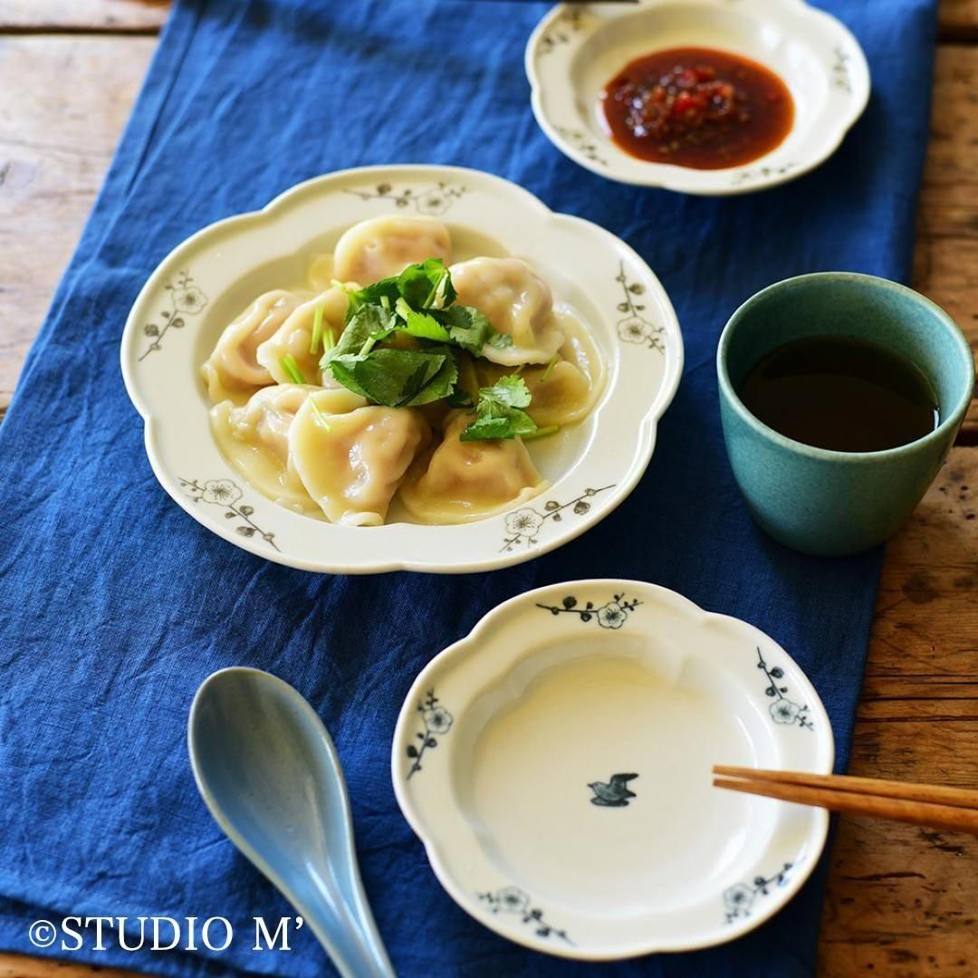 梅花4寸皿 / スタジオエム マルミツポテリ