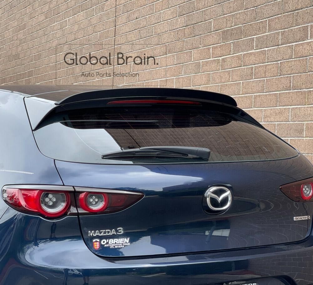 マツダ3 純正リアルーフスポイラー