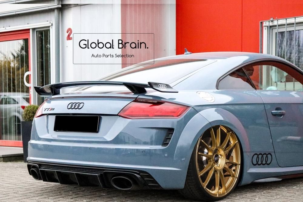 アウディ TT RS TTRS 8S 後期 リア センター ディフューザー アウディ TT RS TTRS 8S 後期 リア センター ディフューザー
