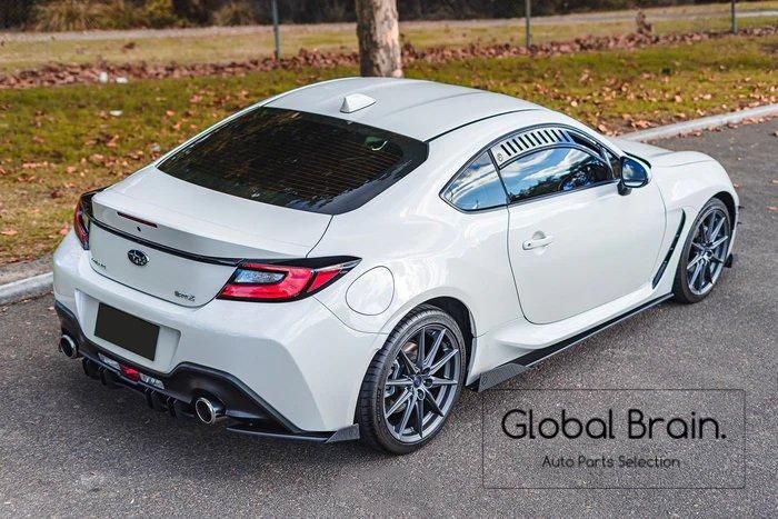 スバル BRZ ZD8 リア サイド スパッツ スプリッター flow スバル BRZ ZD8 リア サイド スパッツ スプリッター flow