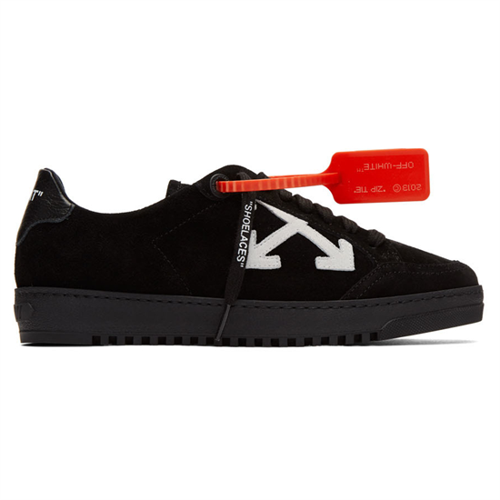 宅急便は割引特典対象! off White スニーカー - crumiller.com