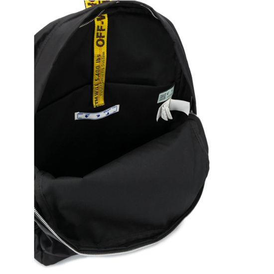 オフホワイト / ARROW BACKPACK / ブラック / リュック / バック オフホワイト / ARROW BACKPACK / ブラック / リュック / バック