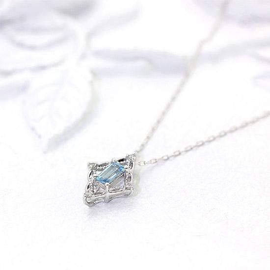 K18WG ブルートパーズ ネックレス 11.19CT