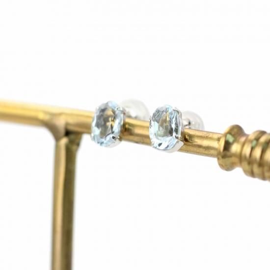 アクセサリーのプレゼント K18WG アクアマリン 3月の誕生石
