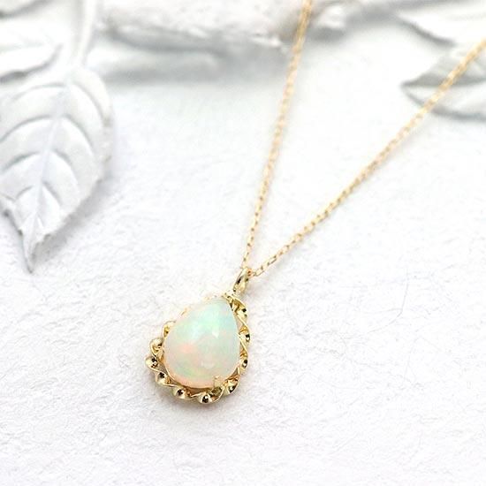 10月誕生石のアクセサリー K18YG オパールネックレス 18金