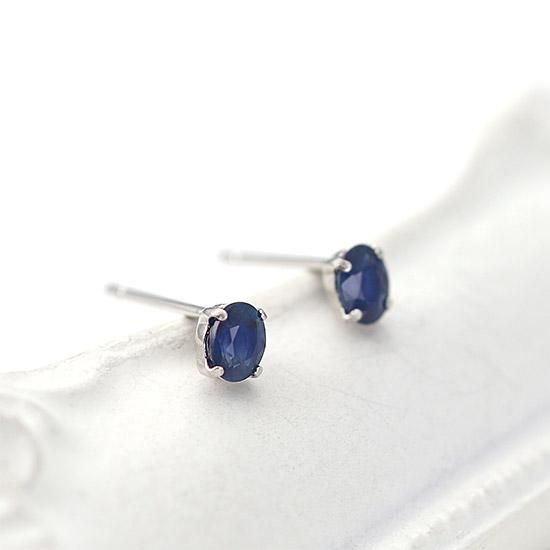 女性へのプレゼント Pt900 サファイア ピアス プラチナ900