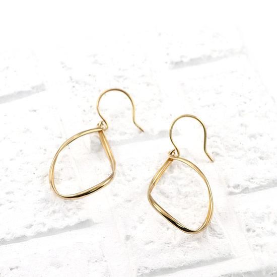 ジュエリーローラ K18YG オープンリーフ ピアス 彼女へのプレゼント