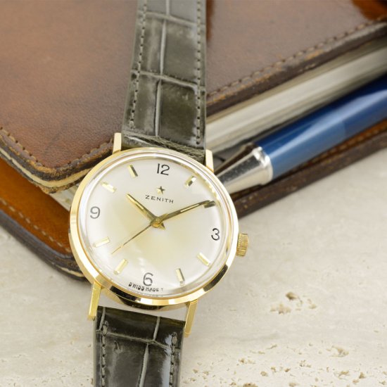 贅沢品 ゼニス ビンテージ(1960年代製) 自動巻 ZENITH 時計 