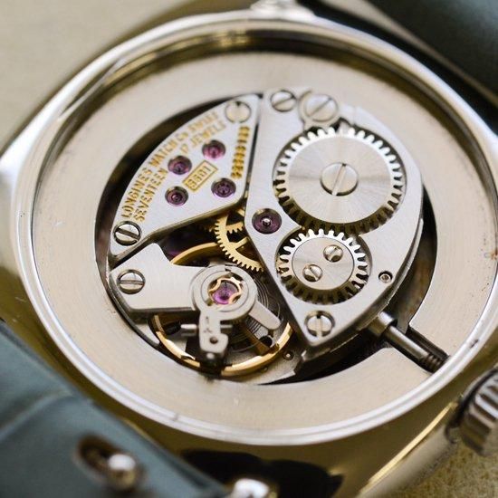 ロンジン LONGINES｜クッション型｜手巻き・1970年代製