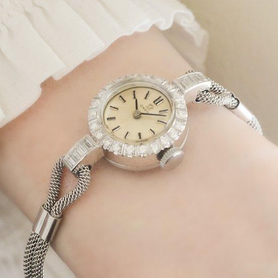 オメガ OMEGA |ラウンドケース|手巻き式・1960年頃製 オメガ OMEGA |ラウンドケース|手巻き式・1960年頃製