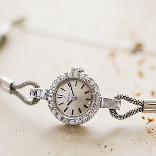 オメガ OMEGA |ラウンドケース|手巻き式・1960年頃製 オメガ OMEGA |ラウンドケース|手巻き式・1960年頃製