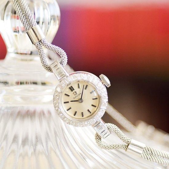 オメガ OMEGA |ラウンドケース|手巻き式・1960年頃製 オメガ OMEGA |ラウンドケース|手巻き式・1960年頃製