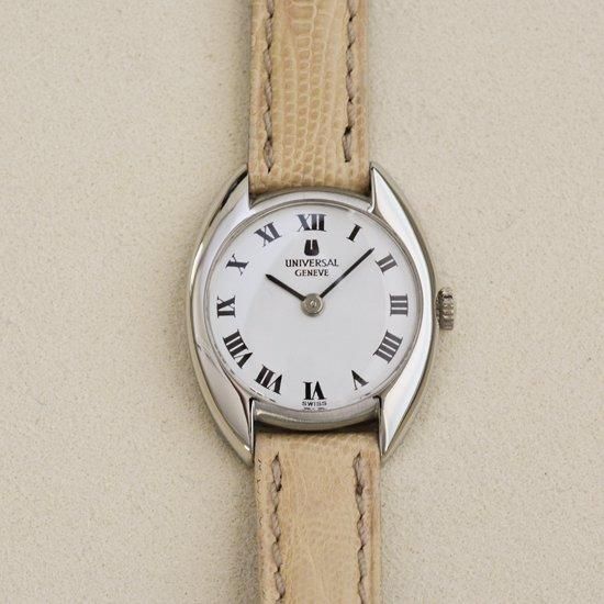 人気ブランドからコーディネートを探す ユニバーサルジュネーブ UNIVERSAL GENEVE|オーバル|手巻き アナログ(手巻き)