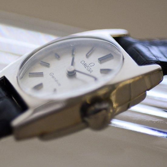 右OMEGA GENEVE オメガ ジュネーヴ 1960〜70年代 手巻き 右OMEGA GENEVE オメガ ジュネーヴ 1960〜70年代 手巻き