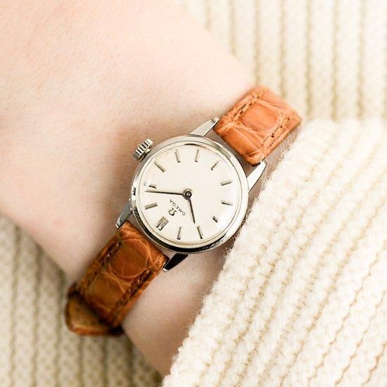 オメガ OMEGA ｜ラウンドケース｜手巻き・1960年代製