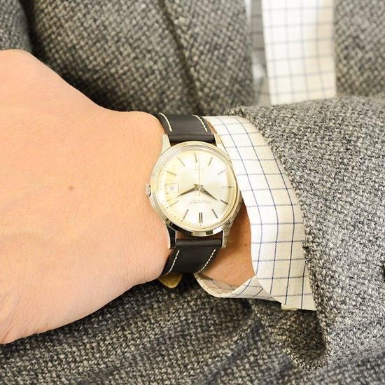 インターナショナルウォッチカンパニー IWC｜筆記体ロゴ