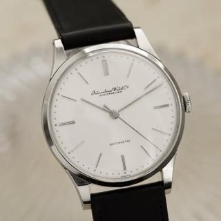 <img class='new_mark_img1' src='https://img.shop-pro.jp/img/new/icons47.gif' style='border:none;display:inline;margin:0px;padding:0px;width:auto;' />IWC インターナショナルウォッチカンパニー｜ 筆記体ロゴ　ラウンドケース｜ 自動巻き・1957年製｜メンズ アンティーク時計