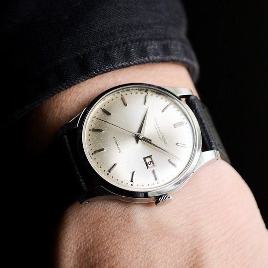 IWC インターナショナルウォッチカンパニー｜筆記体ロゴ