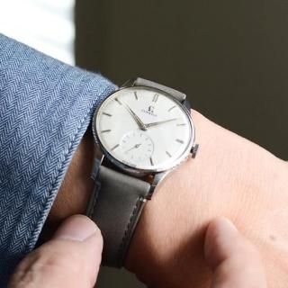 OMEGA オメガ｜ラウンドケース｜手巻き・1954年代製｜メンズアンティーク時計
