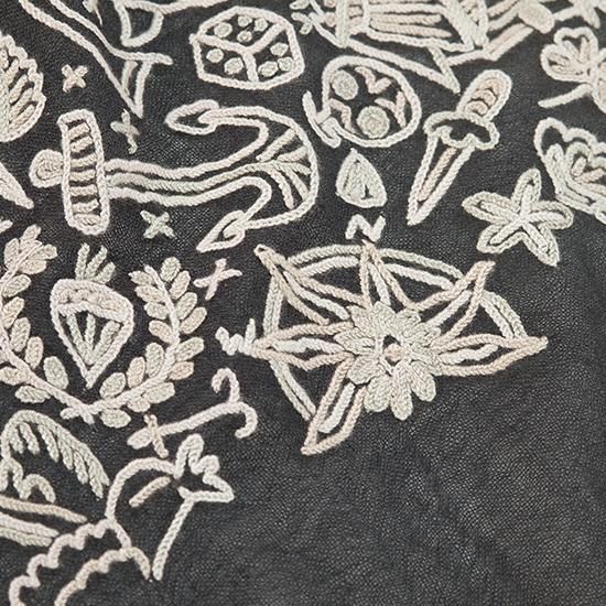 ウール&シルク 手刺繍ストール 40cm×165cm(ブラック/ホワイト) S ウール&シルク 手刺繍ストール 40cm×165cm(ブラック/ホワイト) S