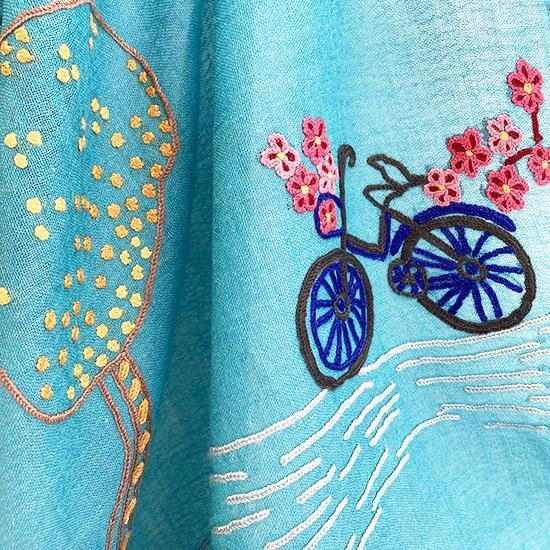 Peace On Earth ウール/シルク 手刺繍ストール60cm×190cm Peace On Earth ウール/シルク 手刺繍ストール60cm×190cm