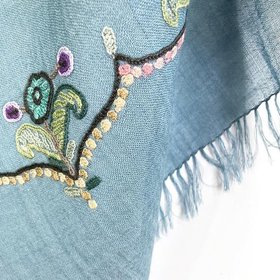 フラワーモチーフ 薄手ウール&シルク アリー手刺繍ストール