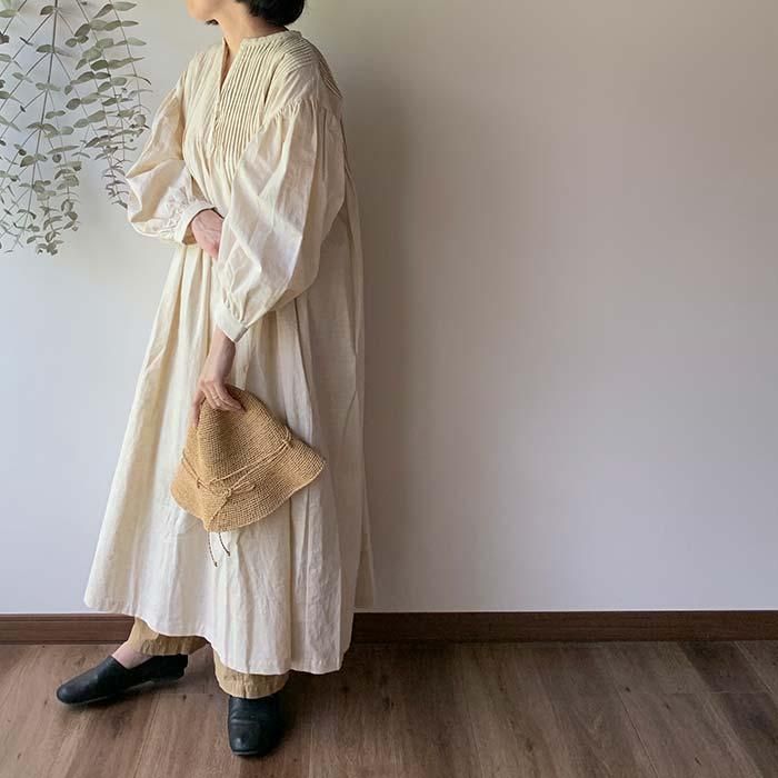 美品！08Mab ゼロハチマブ ピンタックボリューム袖リネンワンピース 麻 正規通販】08Mab/ゼロハチマブ ピンタックボリューム袖リネン