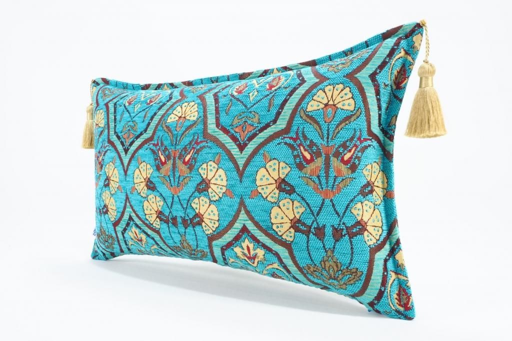 マウンテンリサーチ クッション　人気ブルーカラー　希少アイテム マウンテンリサーチ クッション 人気ブルーカラー 希少アイテム