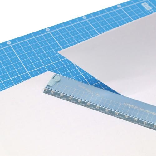 クツワ 折りたたみアルミ定規 XS05 | スパッと切れる紙を測る便利な