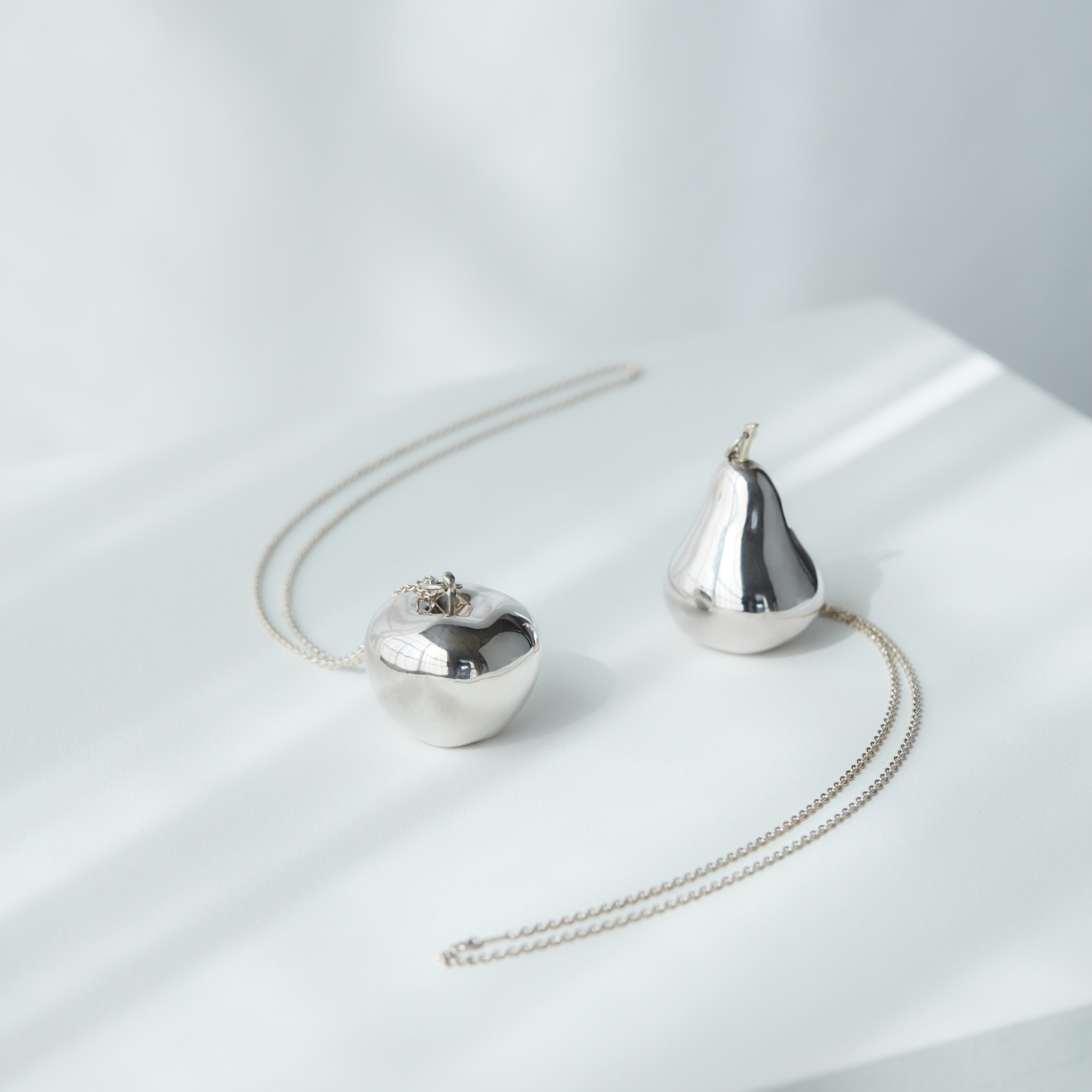 BRUNEL社イタリア製銀製立体女神レリーフ 額入り豪華ケース