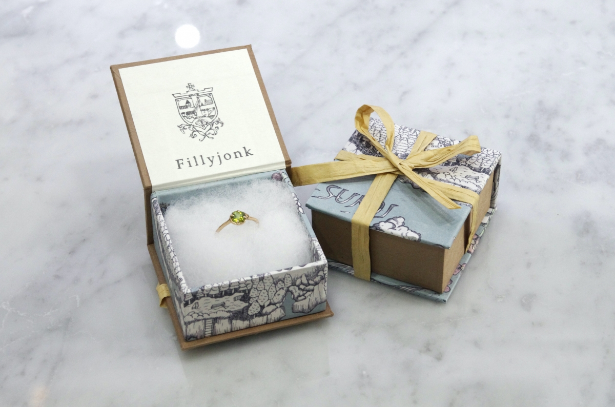 Fillyjonk(フィリフヨンカ) Moss ring | スフェーン リング - CULET