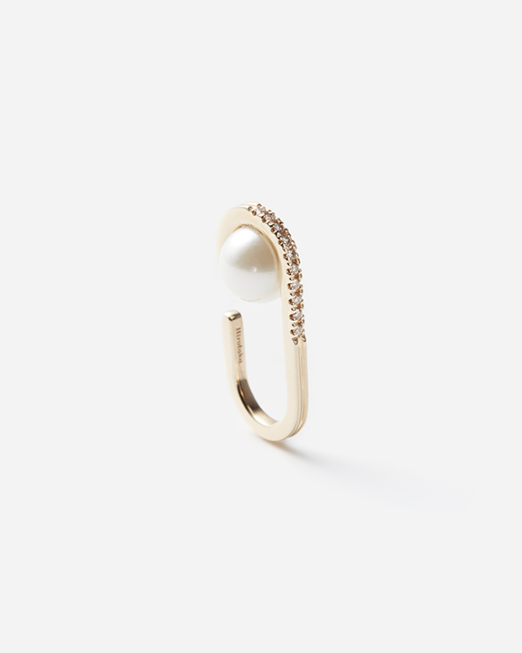 Hirotaka(ヒロタカ) Beluga Pearl Diamond Ear Cuff | パール Hirotaka(ヒロタカ) Beluga Pearl Diamond Ear Cuff | パール