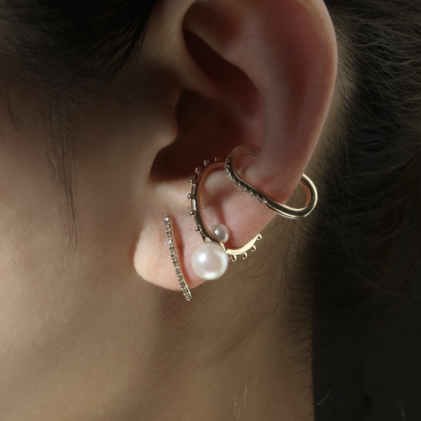 Hirotaka(ヒロタカ) Gossamer Diamond Short Bar Earring Hirotaka(ヒロタカ) Gossamer Diamond Short Bar Earring