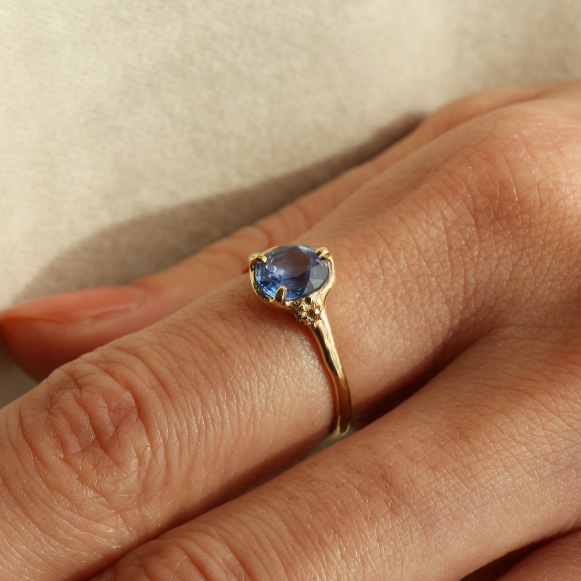 Fillyjonk(フィリフヨンカ) Moss ring | アイスブルーサファイア Fillyjonk(フィリフヨンカ) Moss ring | アイスブルーサファイア